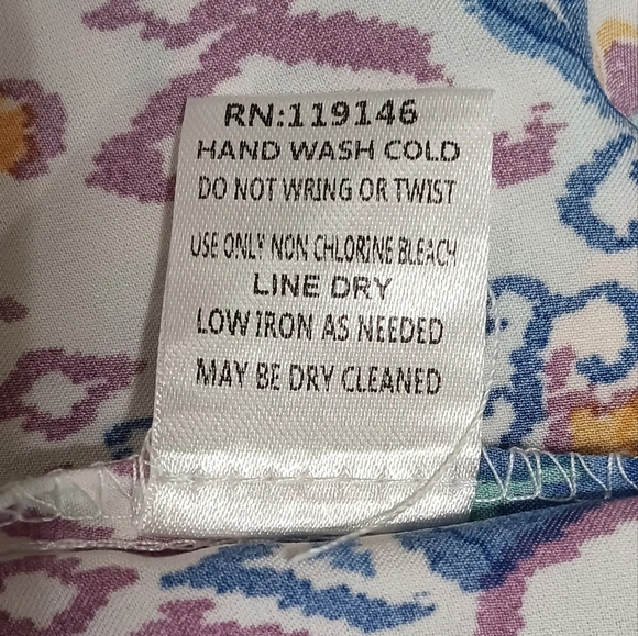 JODIFL Multicolor Floral Button Down Shirt - Picture 8 of 8